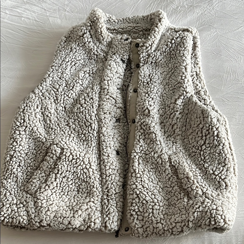 Thread & Supply Cream Sherpa Vest